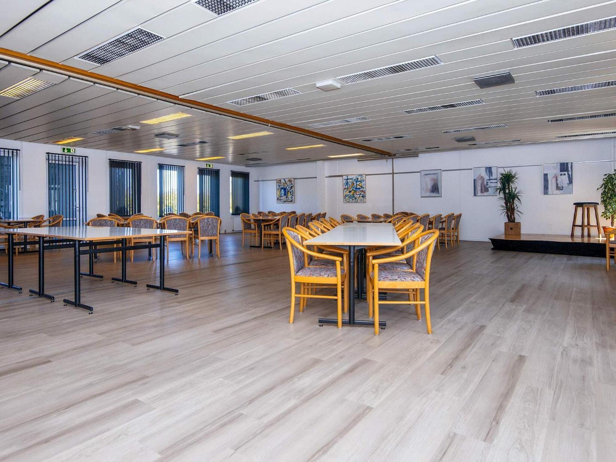 4 Person Holiday Home On A Holiday Park In Glesborg Extérieur photo