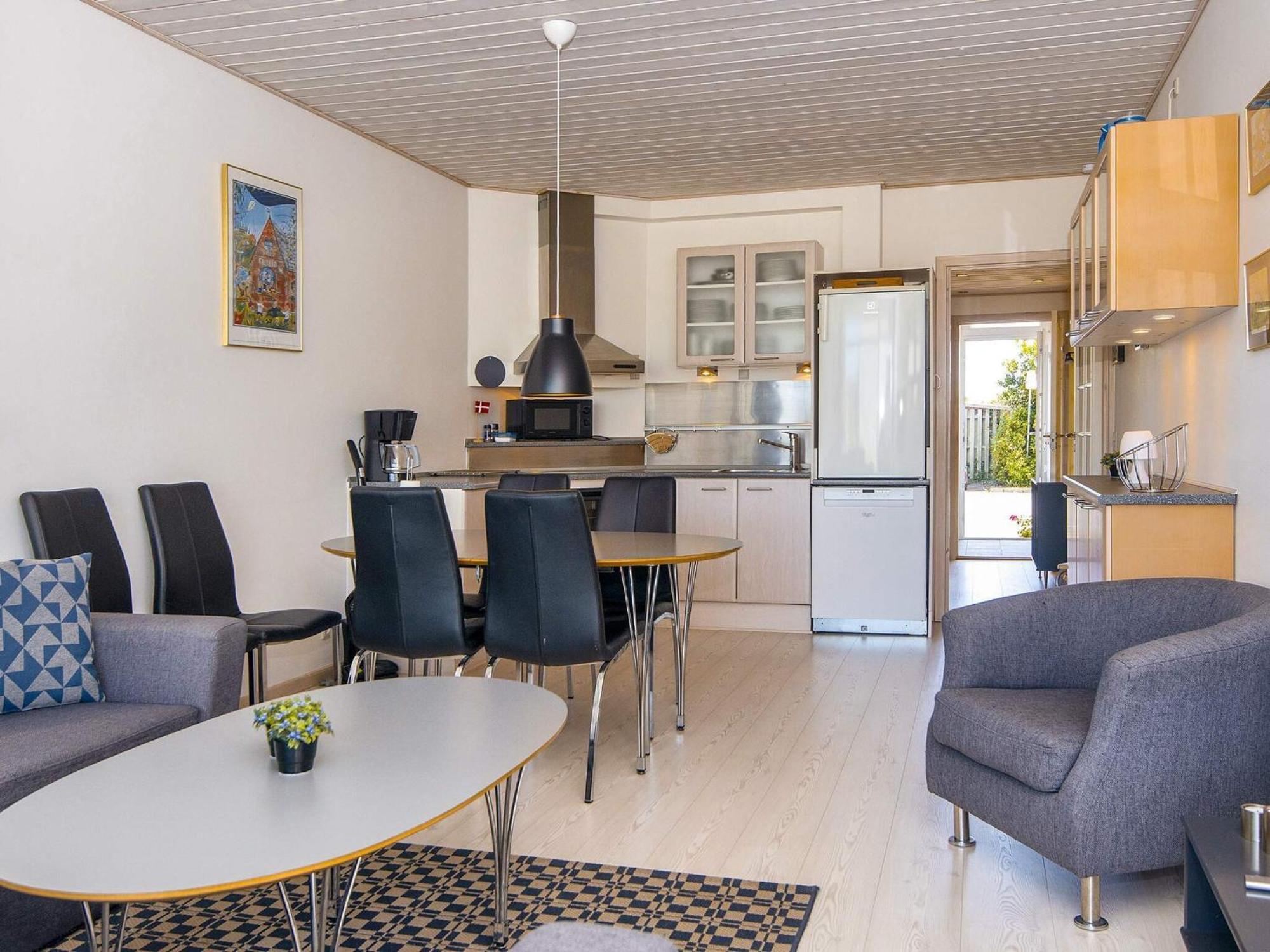 4 Person Holiday Home On A Holiday Park In Glesborg Extérieur photo